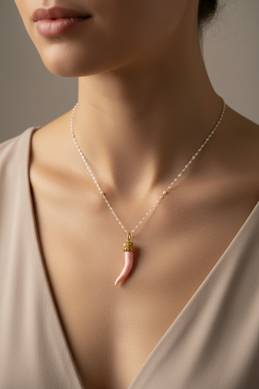 Collana  con Corno Rosa in Porcellana Smaltata